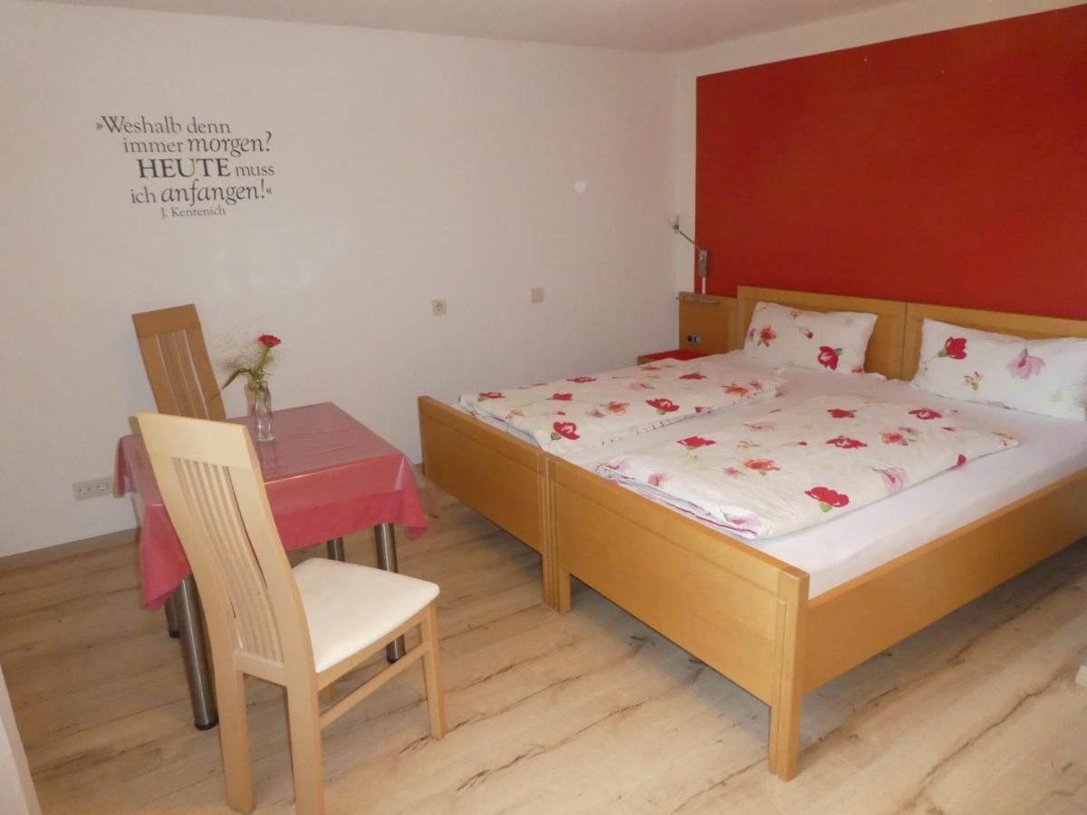 Apollonias Gaestehaus Bibertal Екстер'єр фото
